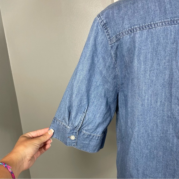 JCrew || Chambray Half Sleeve Button Down Size M - Picture 5 of 7